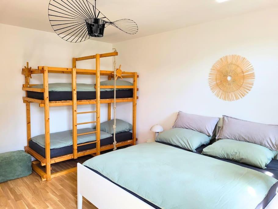 Stylisches Zentrales City-Apartment Mit 2 Balkonen لبسيا المظهر الخارجي الصورة